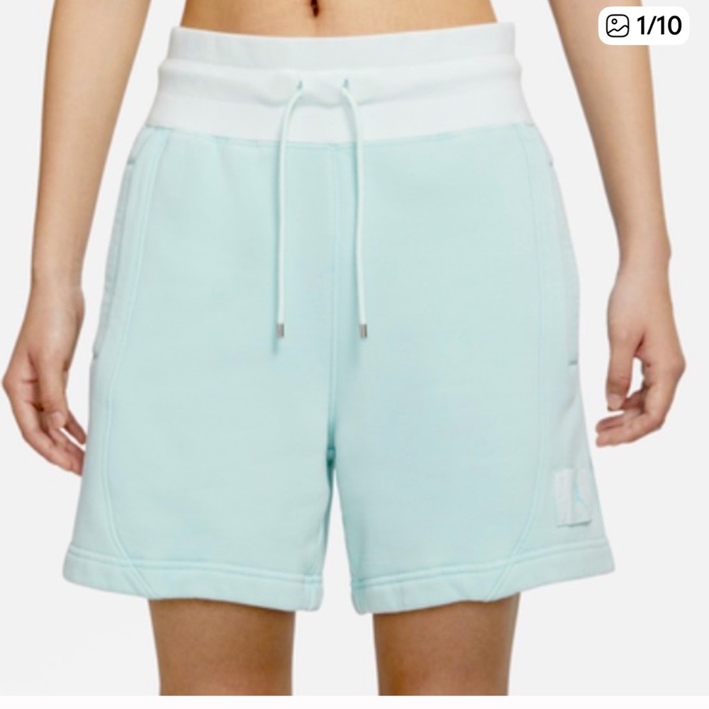 Nike Jordan Women’s Flight Fleece Shorts Light Dew M